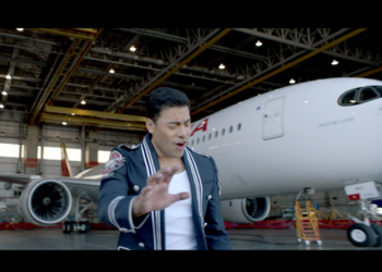 An Iberia A350 Stars in Mexican Singer Carlos Rivera’s New Video Clip