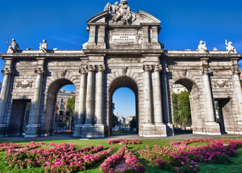 Ignacio Valeros, manager of e-business at iberia.com, recommends us his favourite spots in Madrid