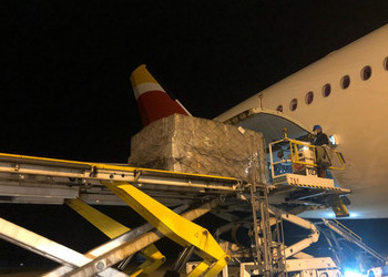 Spain’s Second Air Corridor Flight Brings Another 30 Tonnes of Material for Hospitals