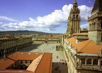 A day in Santiago with Compostela’s adopted citizen