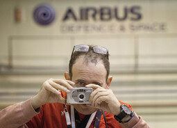 El vuelo de Michael, cortometraje patrocinado por Iberia