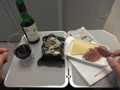 Tapas de embutidos ibéricos y quesos