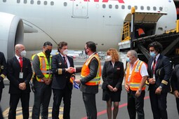 IAG Cargo transporta vacunas contra la COVID-19 en El Salvador