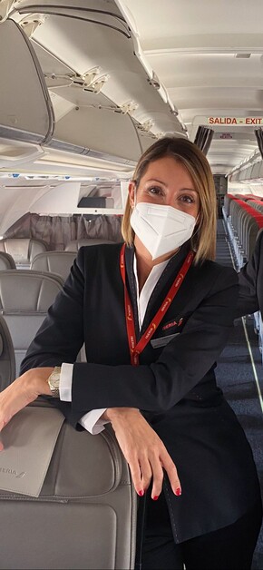 Eider Iturrieta, sobrecargo