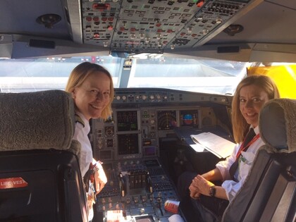 Vuelo por mujeres a Santo Domingo