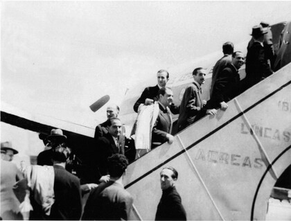 Inauguración vuelos a París